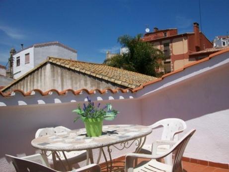 Apartamentos Mitus Canet De Mar Dış mekan fotoğraf